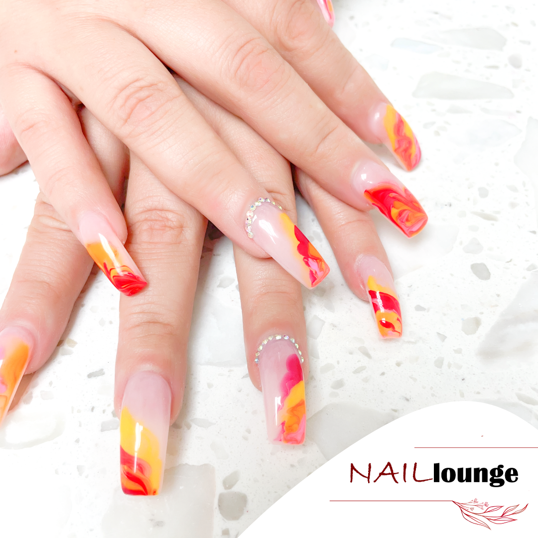 Nail Lounge